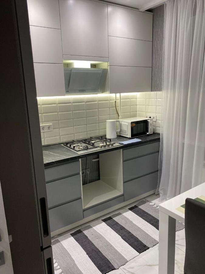 Стильная Квартира На Позняках Газ И Низкий Этаж Kiev Extérieur photo
