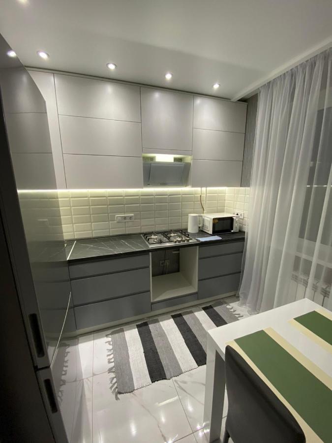 Стильная Квартира На Позняках Газ И Низкий Этаж Kiev Extérieur photo