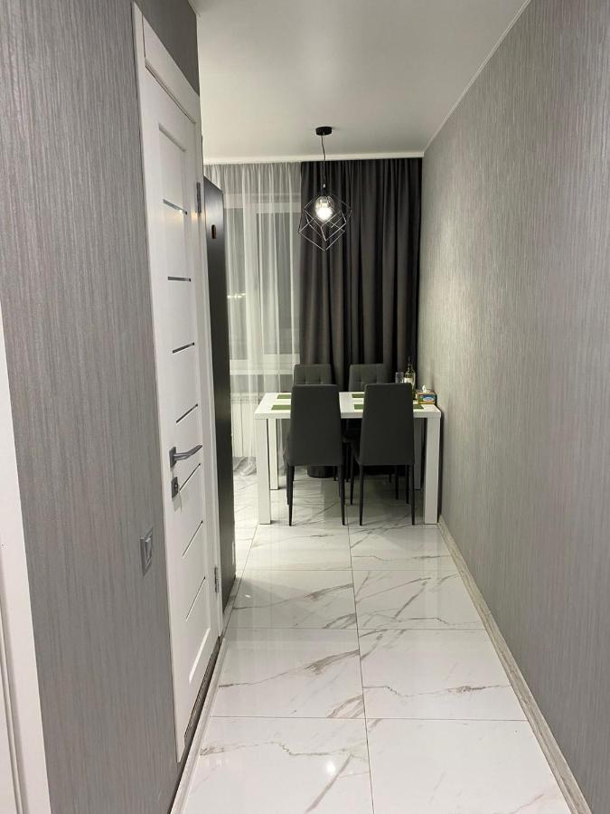Стильная Квартира На Позняках Газ И Низкий Этаж Kiev Extérieur photo